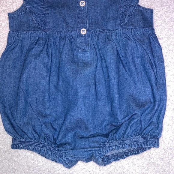 5/$20 Cat&jack denim look lightweight bubble romper 18m Euc - Picture 3 of 7